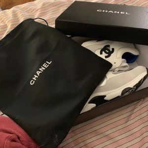 Chanel Sneakers size 39.
